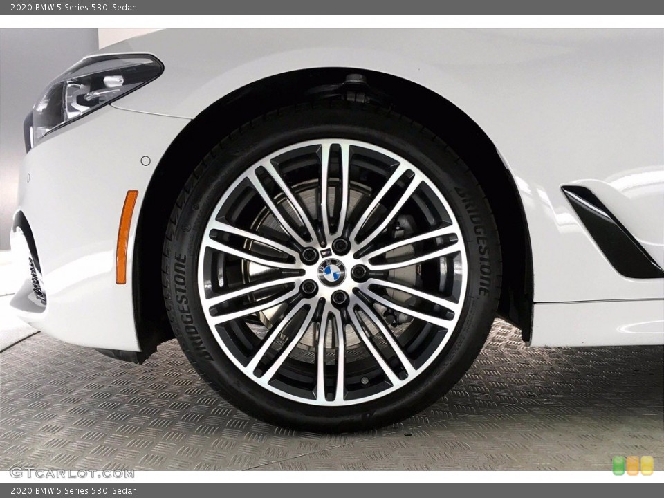 2020 BMW 5 Series 530i Sedan Wheel and Tire Photo #140499432