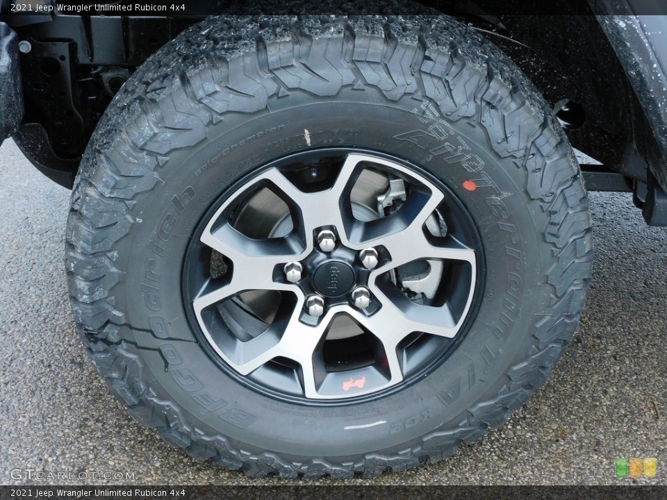 2021 Jeep Wrangler Unlimited Rubicon 4x4 Wheel and Tire Photo #140636321