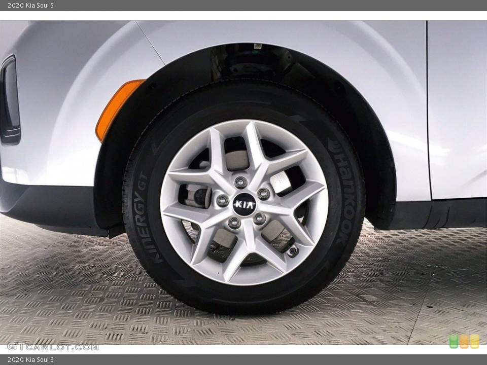 2020 Kia Soul S Wheel and Tire Photo #140656902