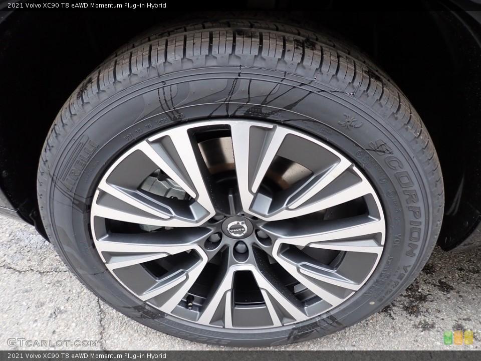 2021 Volvo XC90 T8 eAWD Momentum Plug-in Hybrid Wheel and Tire Photo #140739997