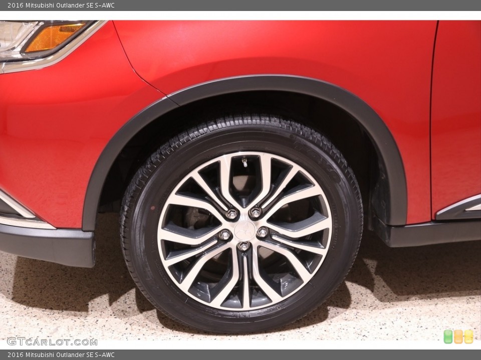 2016 Mitsubishi Outlander SE S-AWC Wheel and Tire Photo #140881450