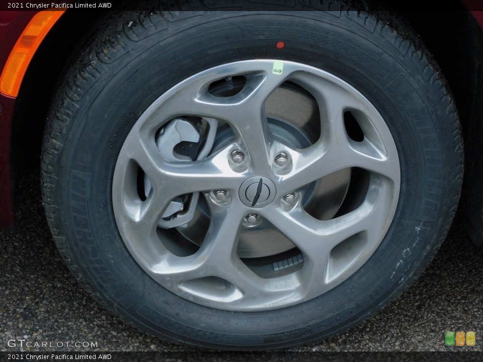 2021 Chrysler Pacifica Limited AWD Wheel and Tire Photo #140909235