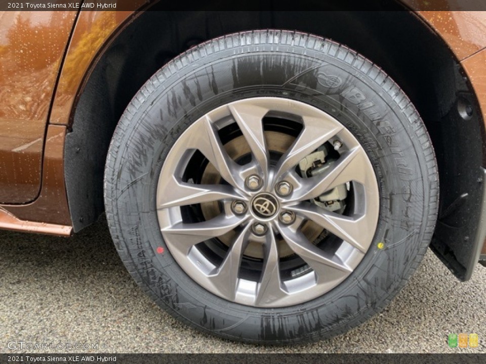 2021 Toyota Sienna XLE AWD Hybrid Wheel and Tire Photo #140920001