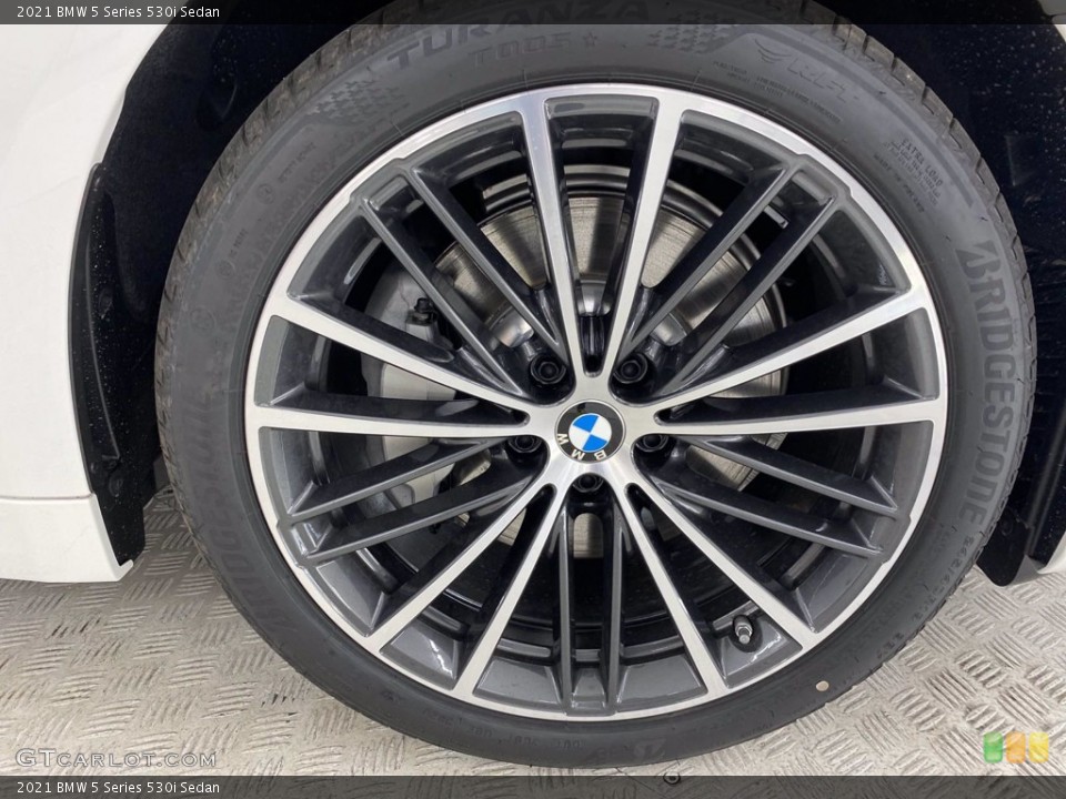 2021 BMW 5 Series 530i Sedan Wheel and Tire Photo #141047601