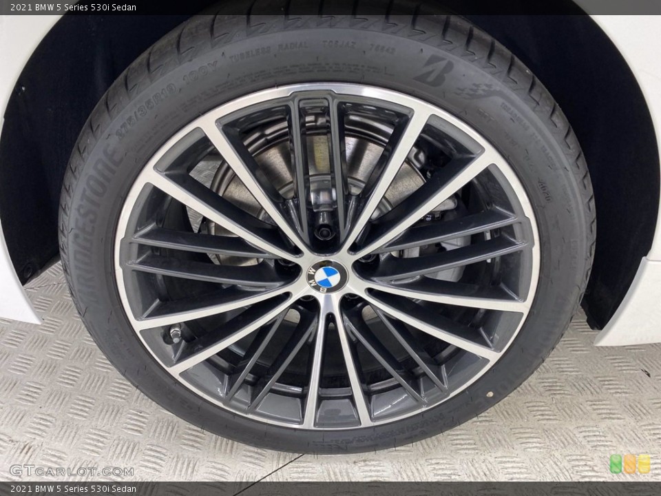 2021 BMW 5 Series 530i Sedan Wheel and Tire Photo #141047628