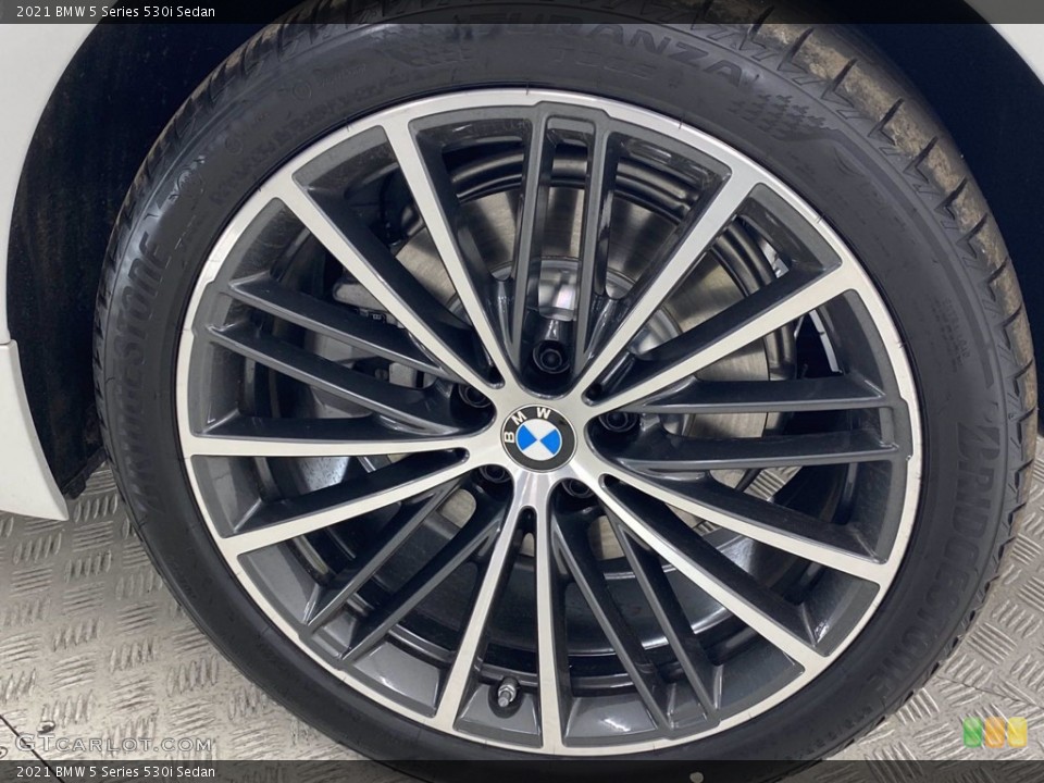 2021 BMW 5 Series 530i Sedan Wheel and Tire Photo #141069164