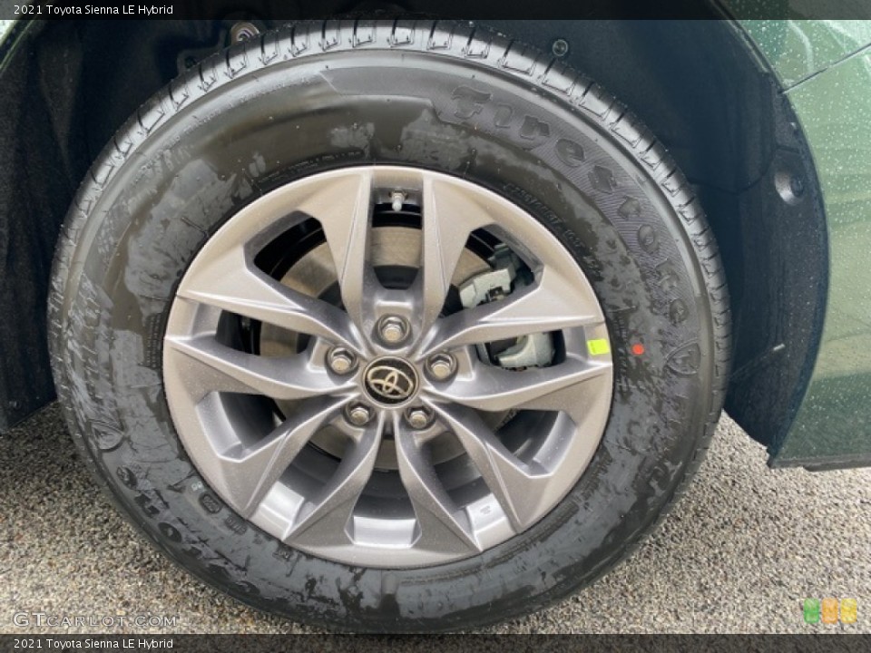 2021 Toyota Sienna LE Hybrid Wheel and Tire Photo #141169654