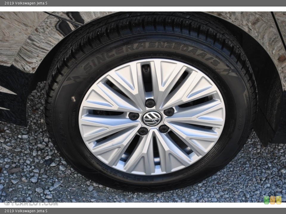 2019 Volkswagen Jetta S Wheel and Tire Photo #141222085