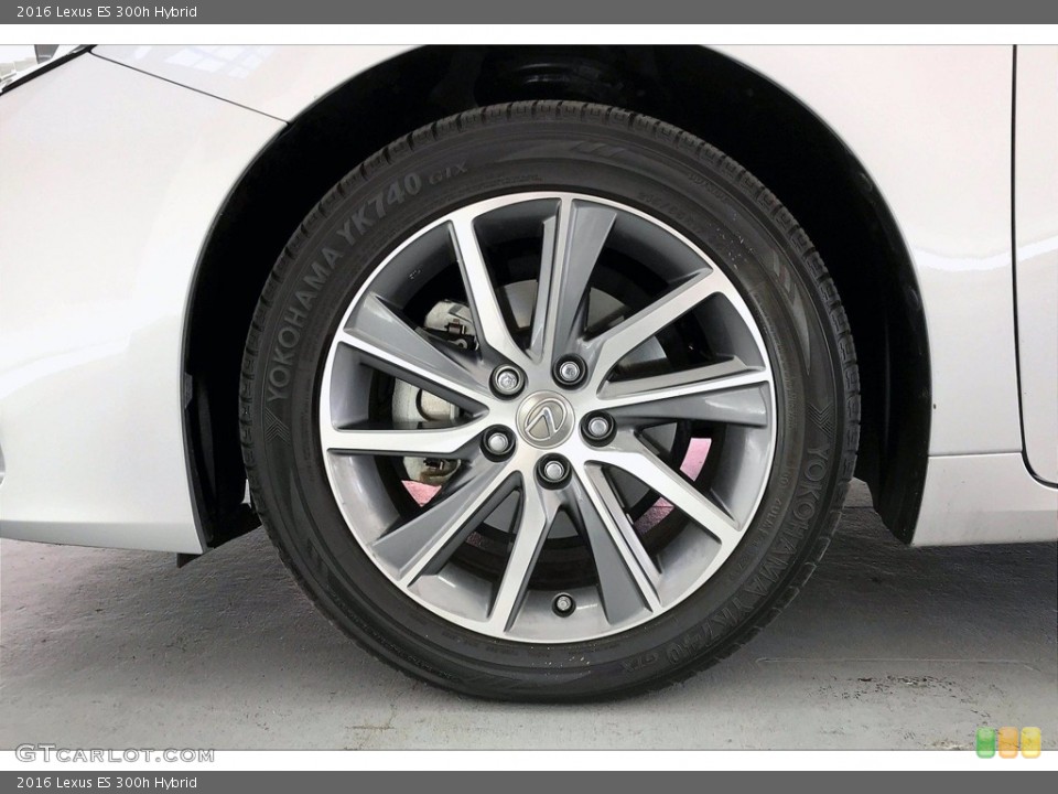 2016 Lexus ES Wheels and Tires