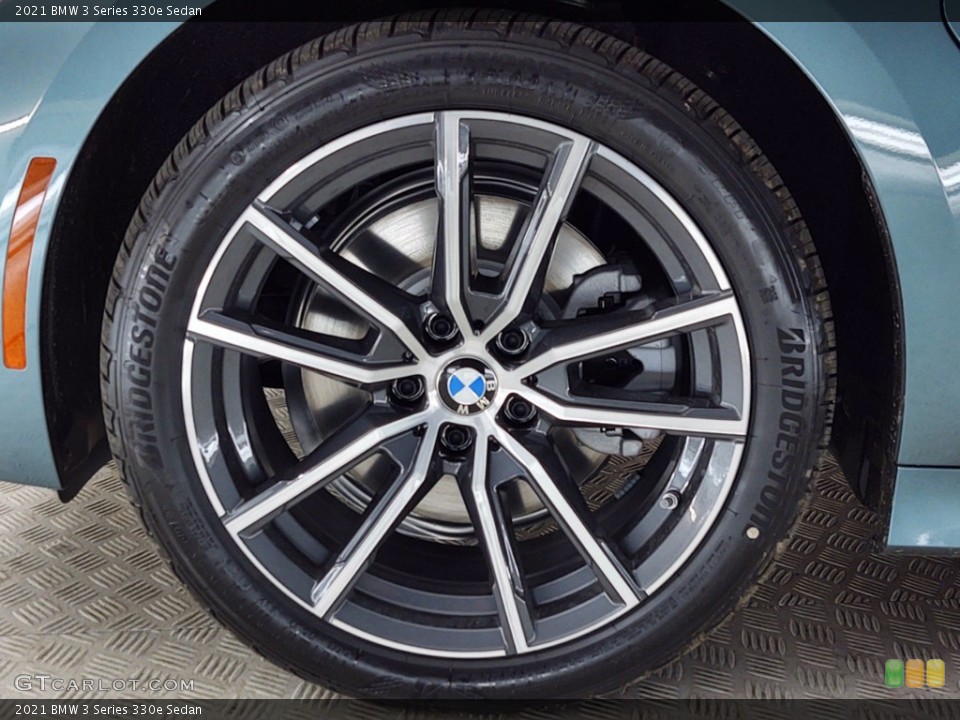 2021 BMW 3 Series 330e Sedan Wheel and Tire Photo #141403243