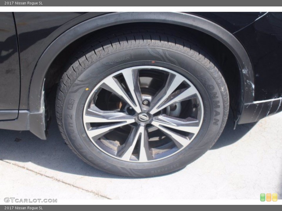 2017 Nissan Rogue SL Wheel and Tire Photo #141573074