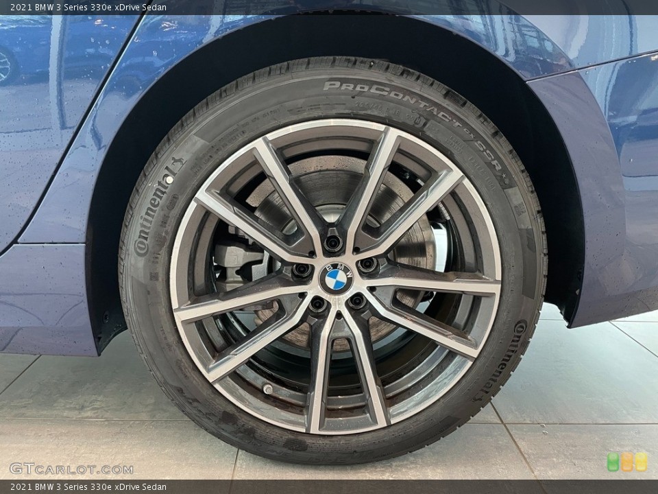 2021 BMW 3 Series 330e xDrive Sedan Wheel and Tire Photo #141654261