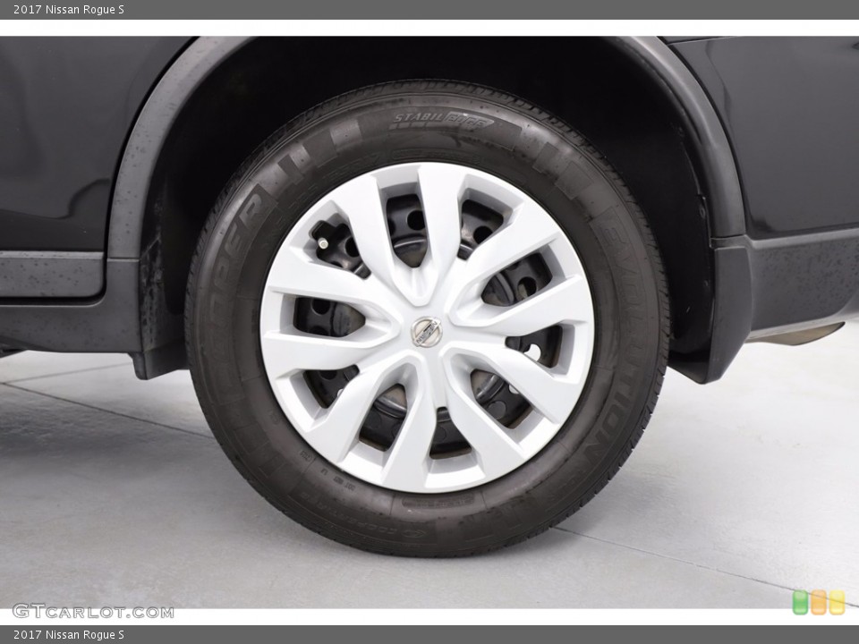 2017 Nissan Rogue S Wheel and Tire Photo #141664335