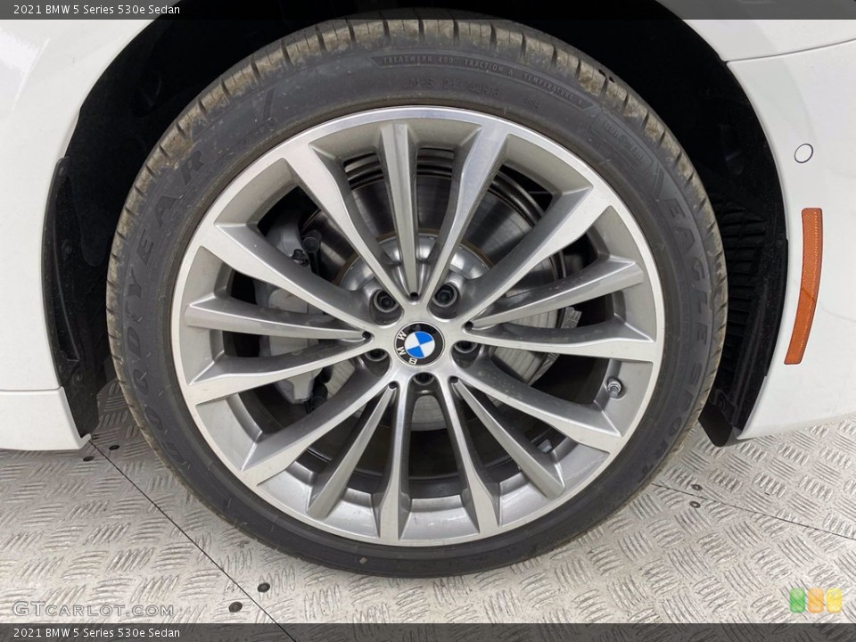 2021 BMW 5 Series Wheels and Tires