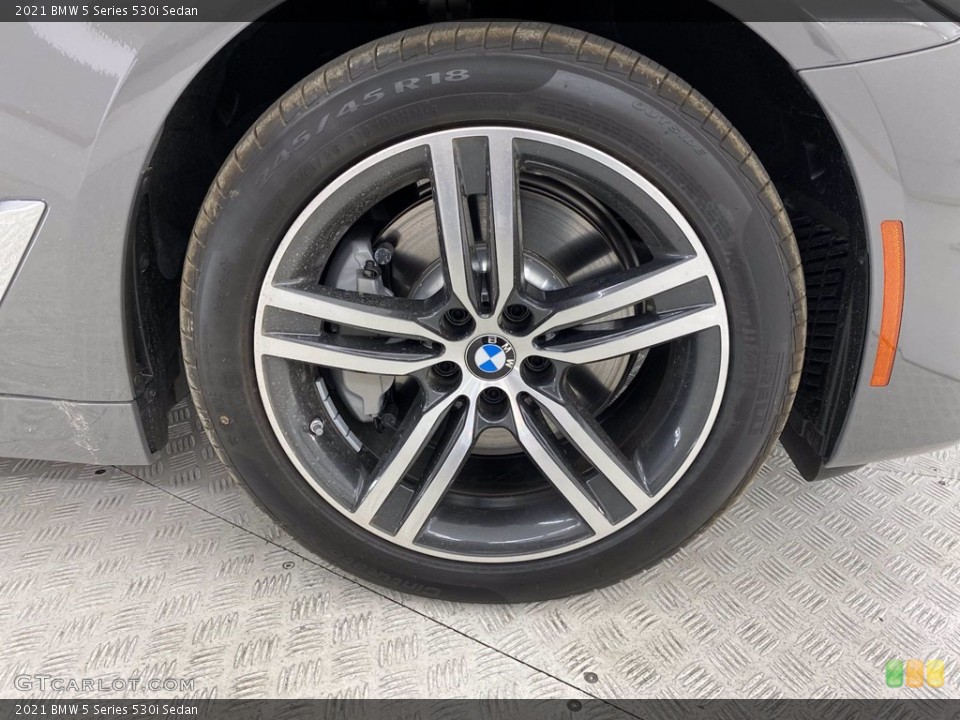 2021 BMW 5 Series 530i Sedan Wheel and Tire Photo #141785885