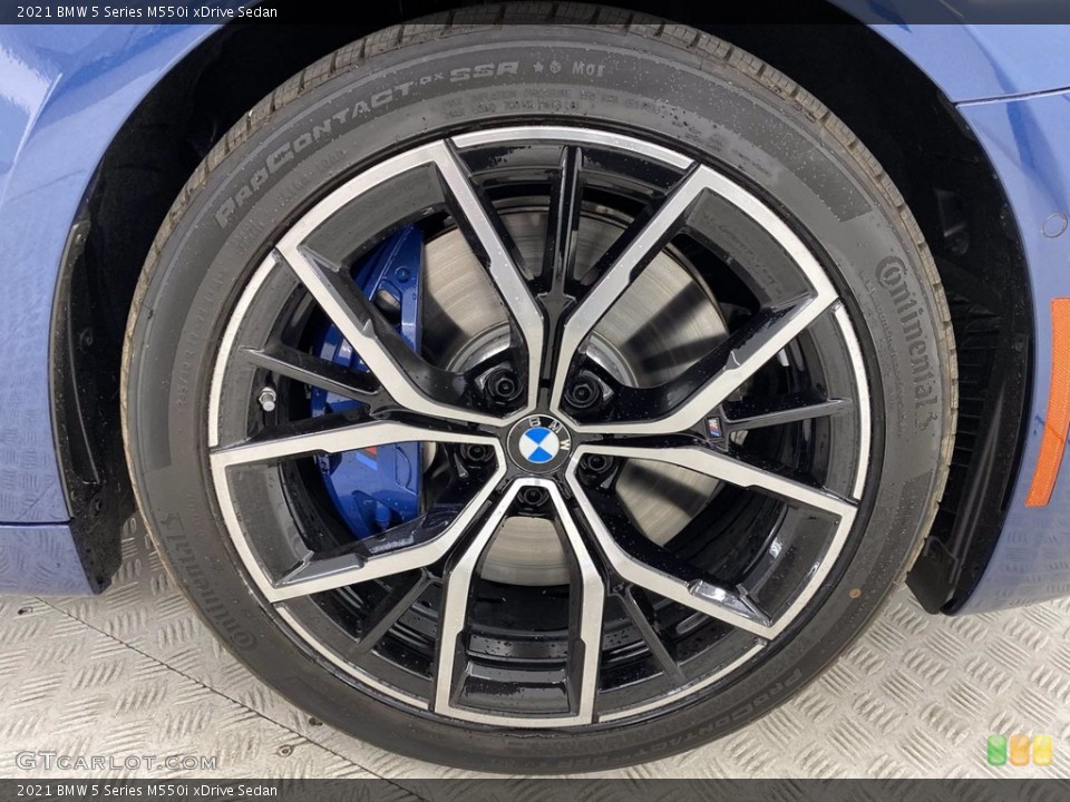 2021 BMW 5 Series M550i xDrive Sedan Wheel and Tire Photo #141786251