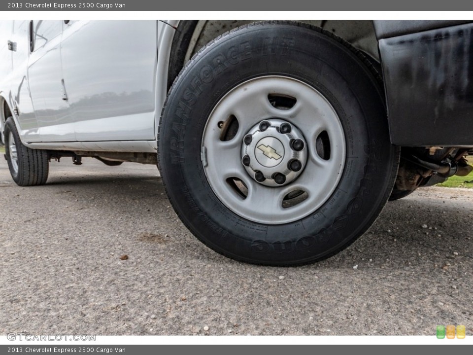 2013 Chevrolet Express 2500 Cargo Van Wheel and Tire Photo #141798659