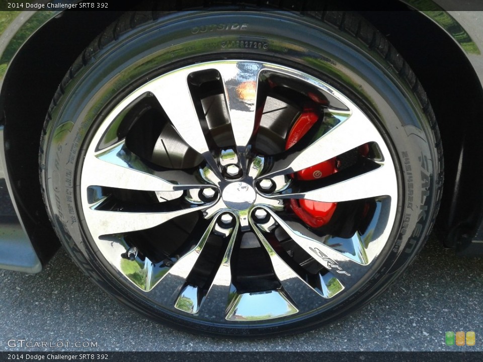 2014 Dodge Challenger SRT8 392 Wheel and Tire Photo #141803884
