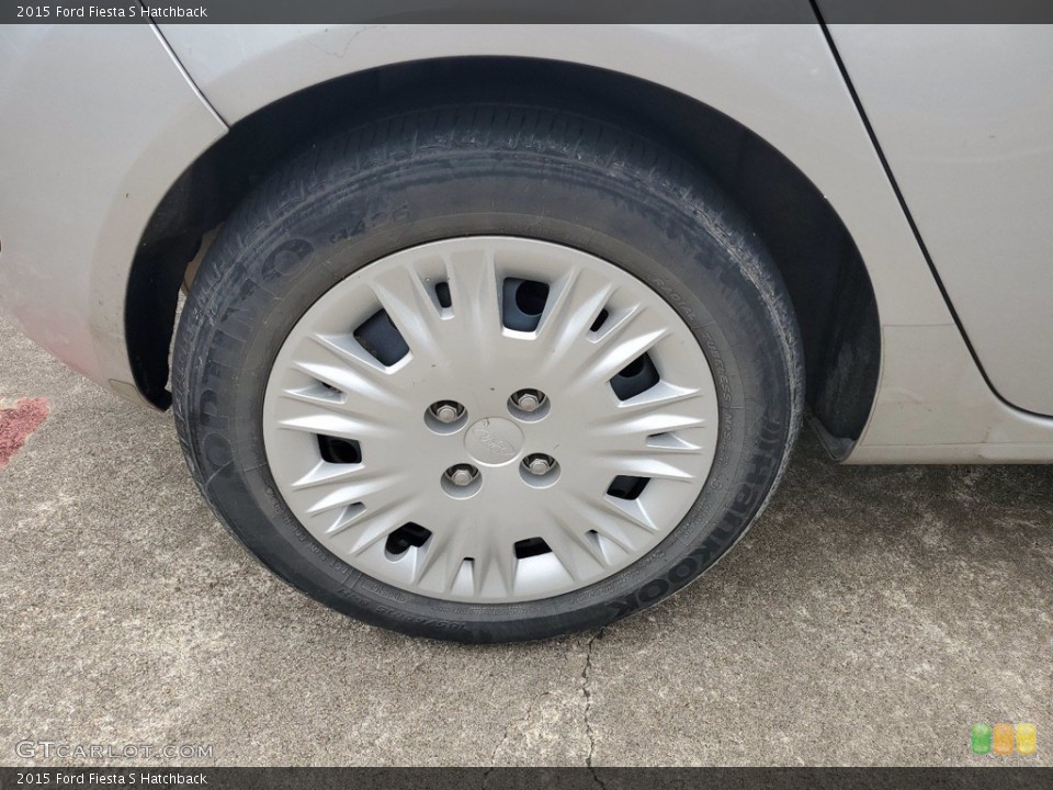 2015 Ford Fiesta S Hatchback Wheel and Tire Photo #142032640