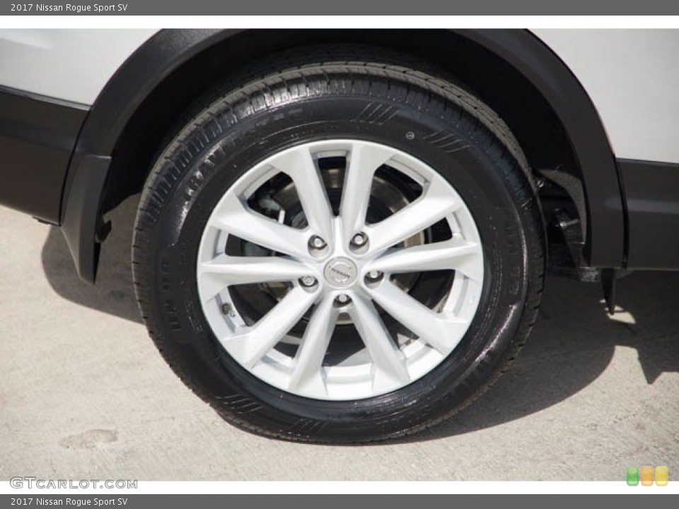 2017 Nissan Rogue Sport SV Wheel and Tire Photo #142075817