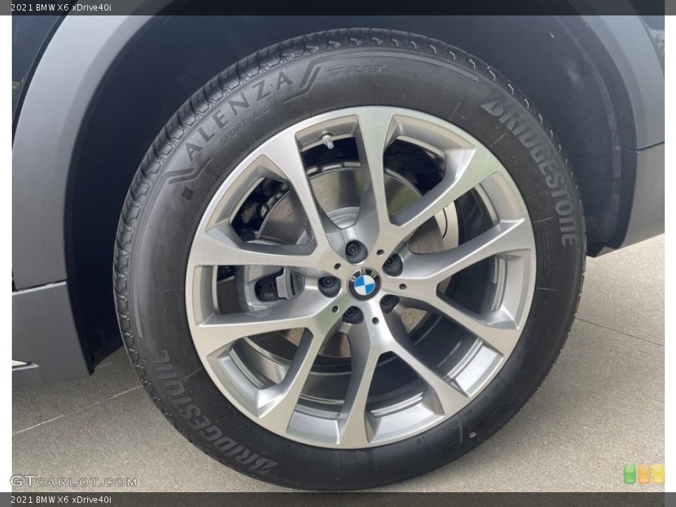 2021 BMW X6 xDrive40i Wheel and Tire Photo #142136959