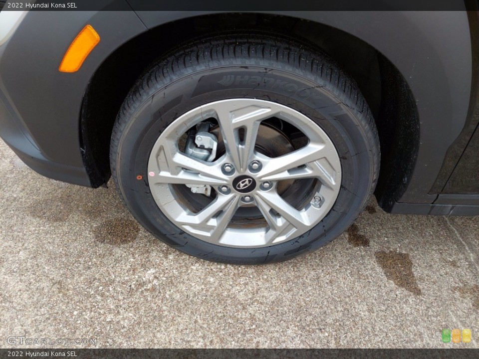 2022 Hyundai Kona SEL Wheel and Tire Photo #142144038