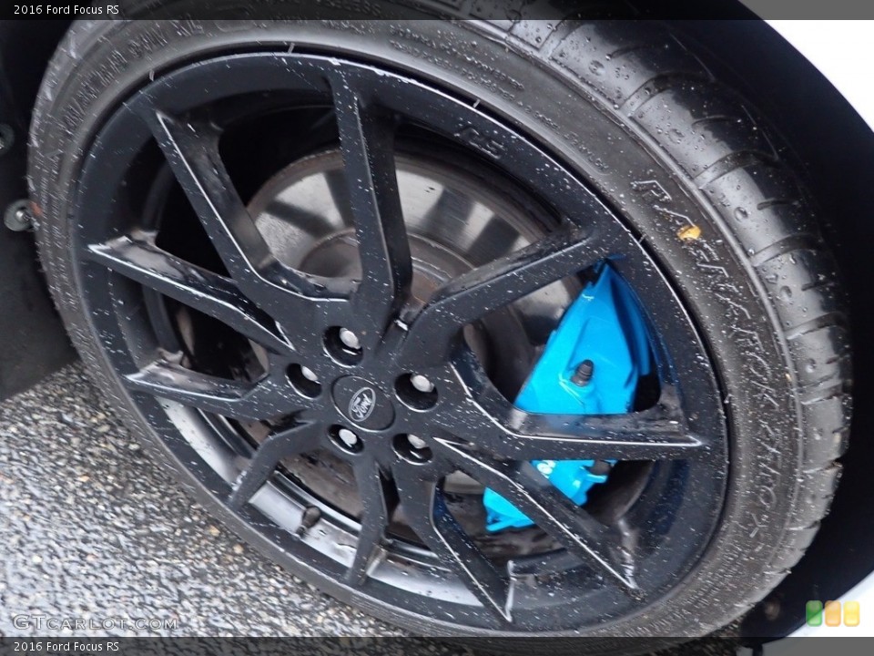 2016 Ford Focus RS Wheel and Tire Photo #142146391