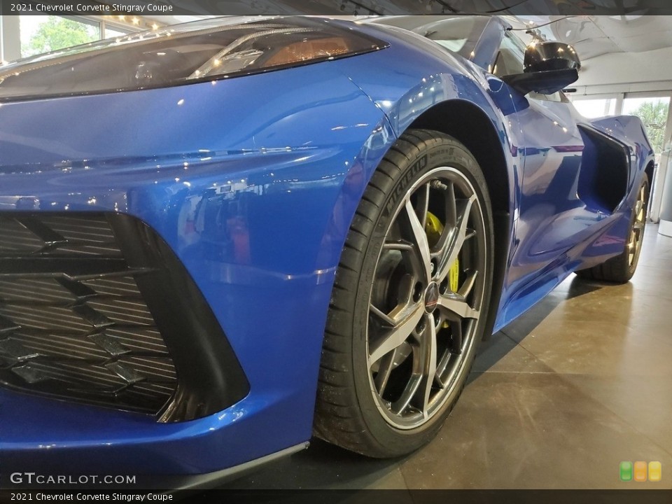 2021 Chevrolet Corvette Stingray Coupe Wheel and Tire Photo #142274074
