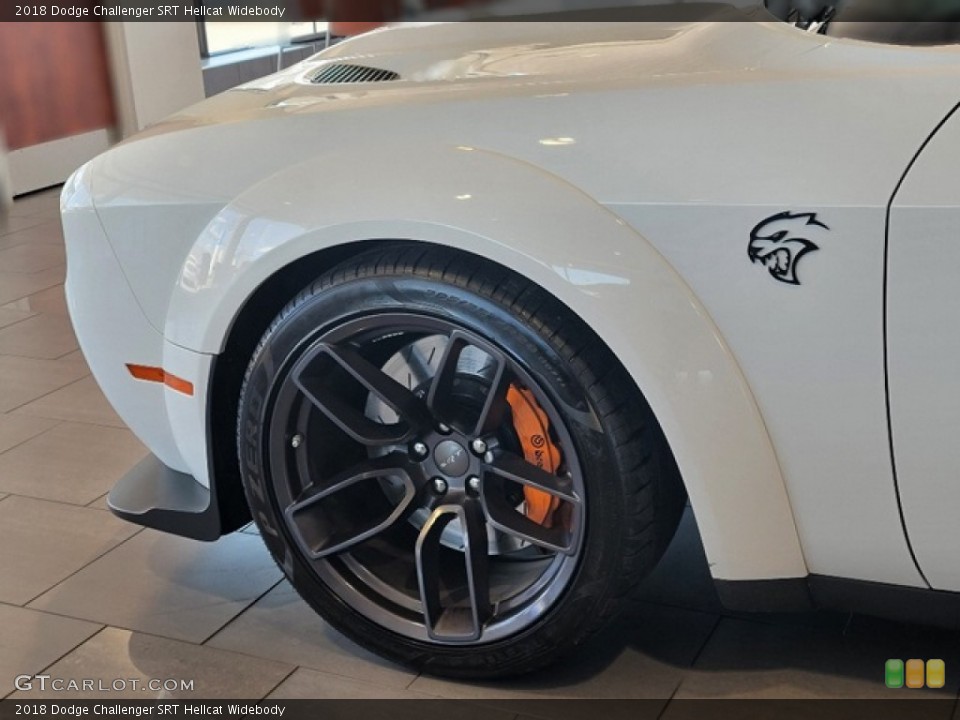 2018 Dodge Challenger SRT Hellcat Widebody Wheel and Tire Photo #142314874