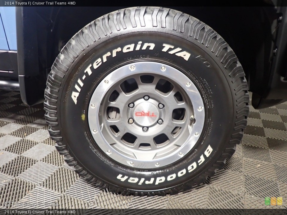 2014 Toyota FJ Cruiser Trail Teams 4WD Wheel and Tire Photo #142499410