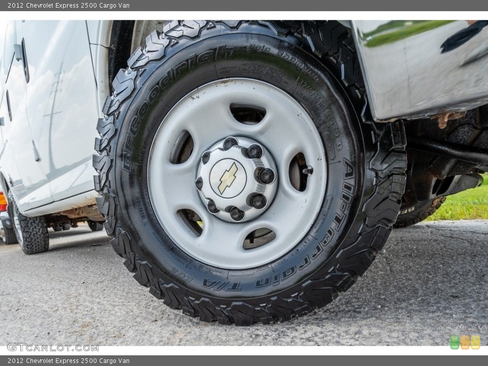 2012 Chevrolet Express 2500 Cargo Van Wheel and Tire Photo #142536899