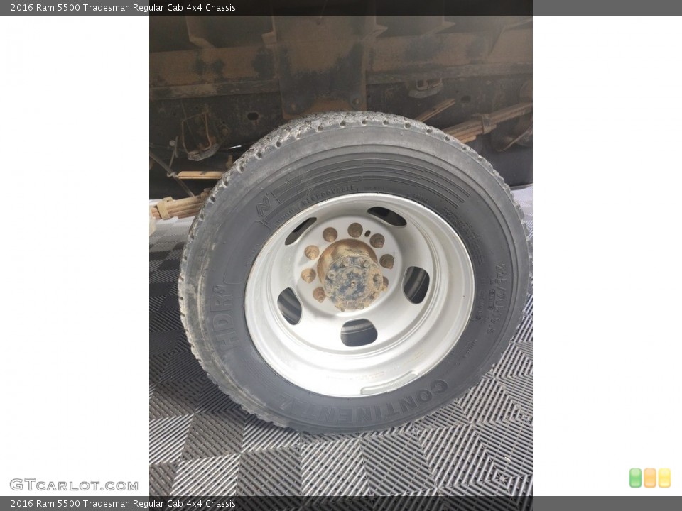 2016 Ram 5500 Tradesman Regular Cab 4x4 Chassis Wheel and Tire Photo #142718856