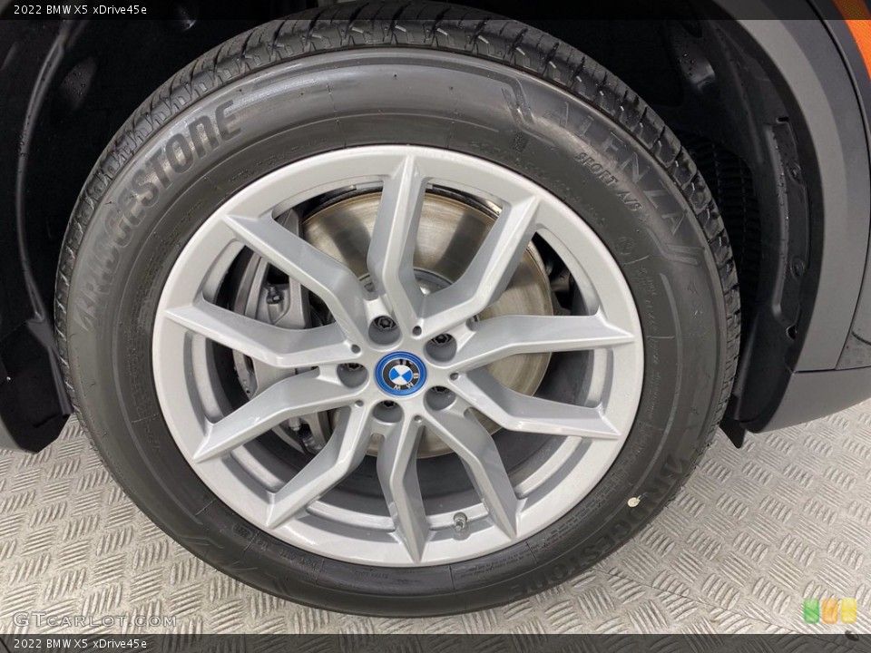 2022 BMW X5 xDrive45e Wheel and Tire Photo #142794011