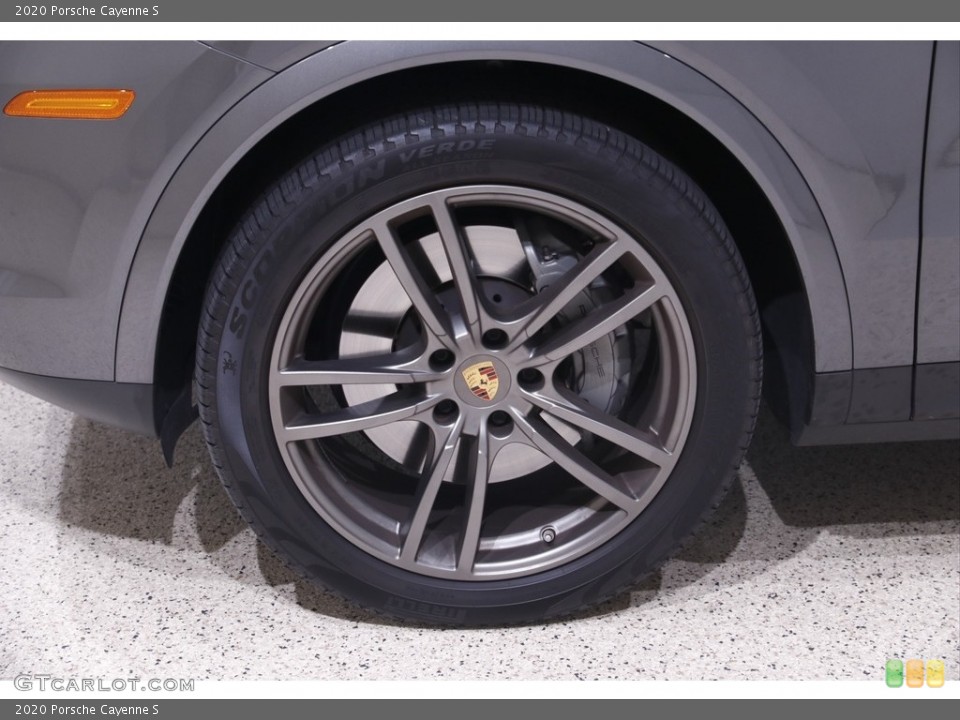2020 Porsche Cayenne S Wheel and Tire Photo #142956295