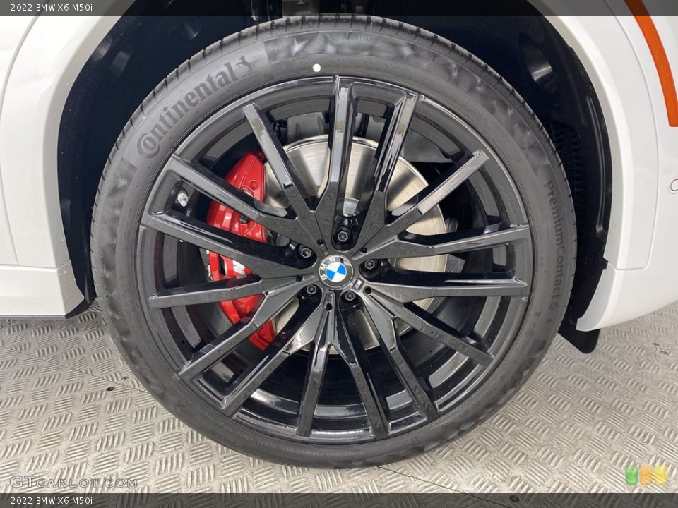 2022 BMW X6 M50i Wheel and Tire Photo #143133909