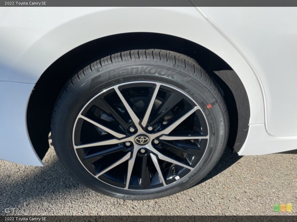 2022 Toyota Camry SE Wheel and Tire Photo #143202024