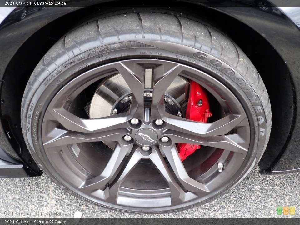 2021 Chevrolet Camaro SS Coupe Wheel and Tire Photo #143221215