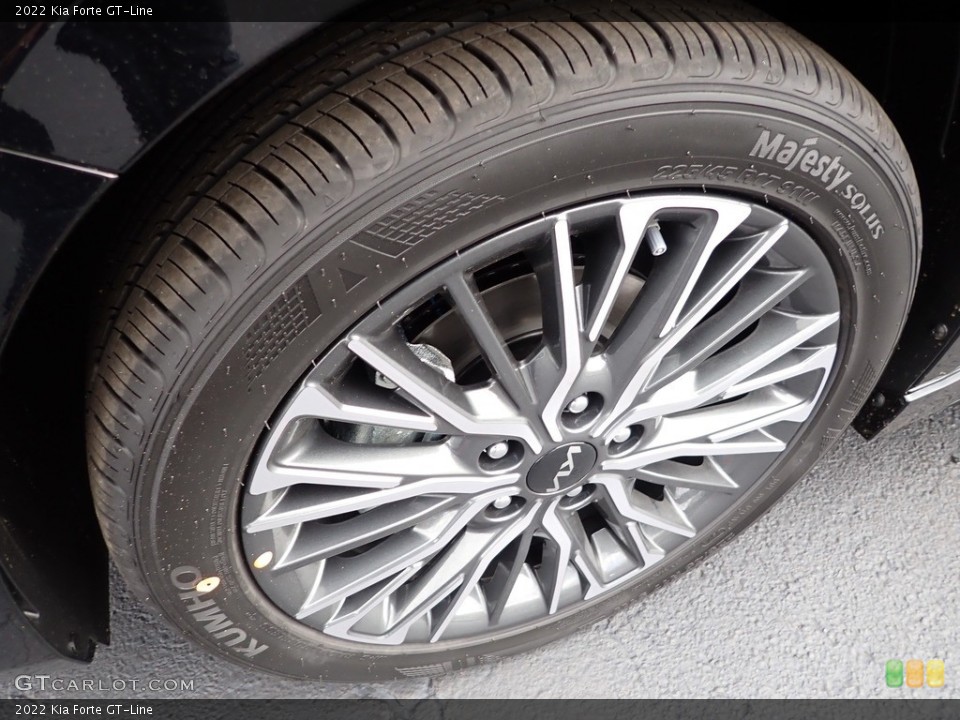 2022 Kia Forte GT-Line Wheel and Tire Photo #143325327
