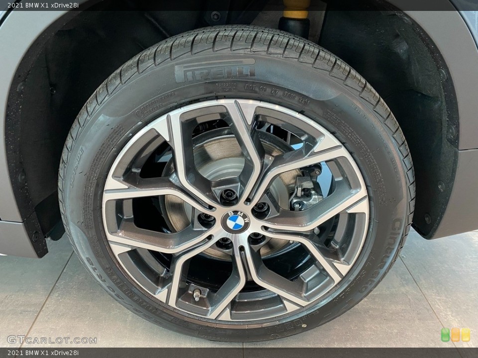 2021 BMW X1 xDrive28i Wheel and Tire Photo #143381431