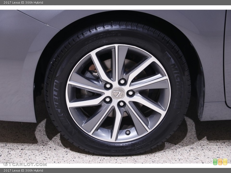 2017 Lexus ES Wheels and Tires