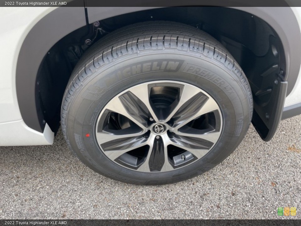 2022 Toyota Highlander XLE AWD Wheel and Tire Photo #143453478