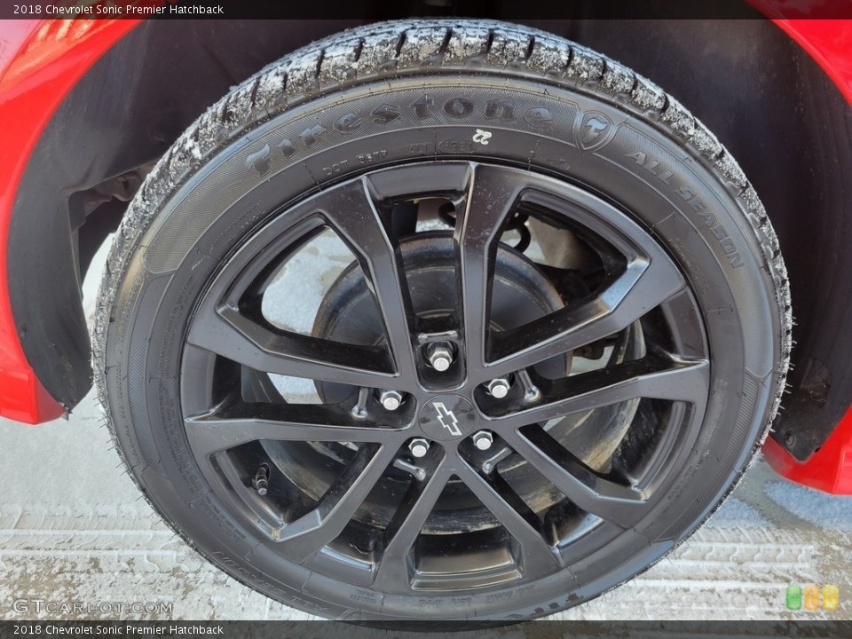 2018 Chevrolet Sonic Premier Hatchback Wheel and Tire Photo #143532804