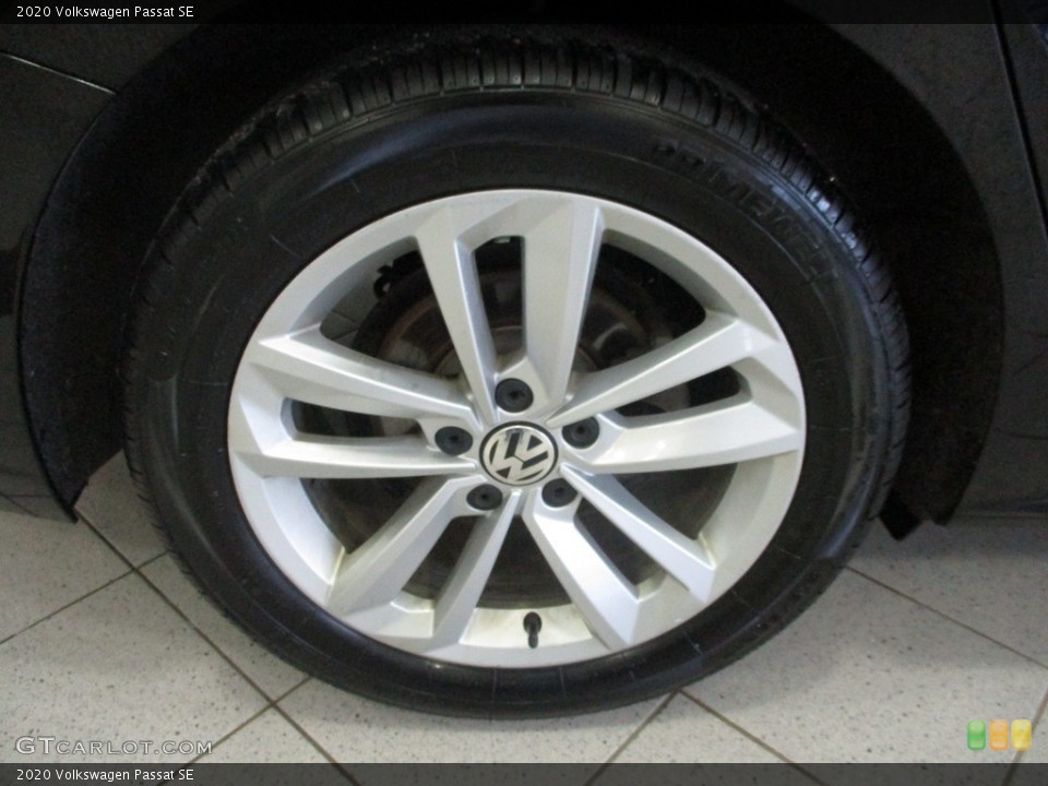 2020 Volkswagen Passat SE Wheel and Tire Photo #143568646