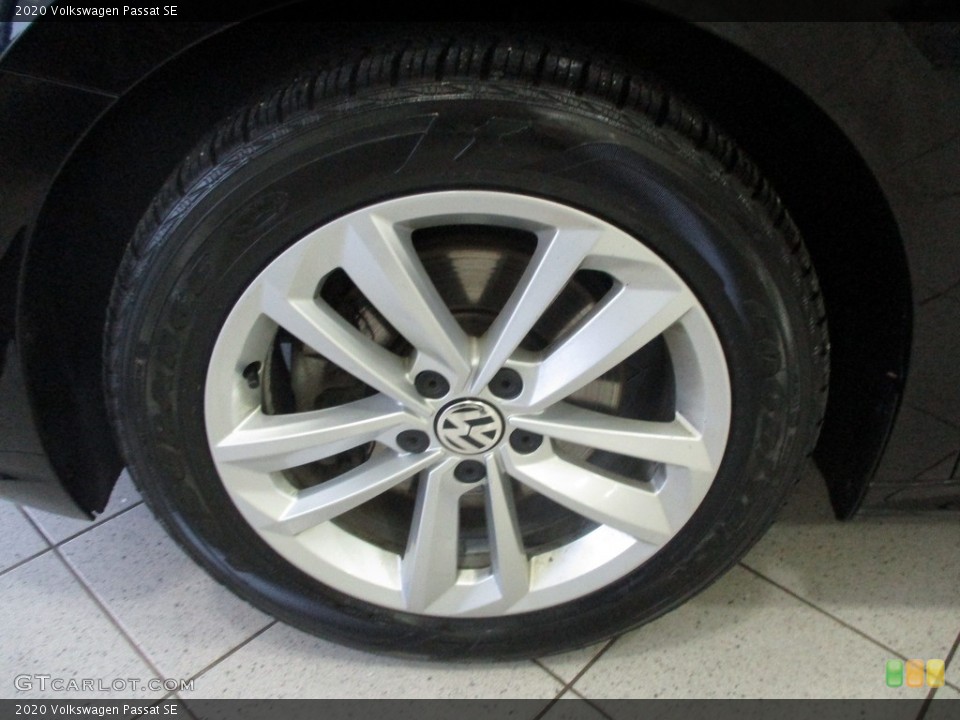 2020 Volkswagen Passat SE Wheel and Tire Photo #143568664