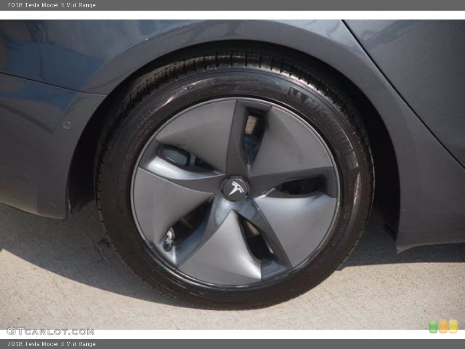 2018 Tesla Model 3 Mid Range Wheel and Tire Photo #143598242