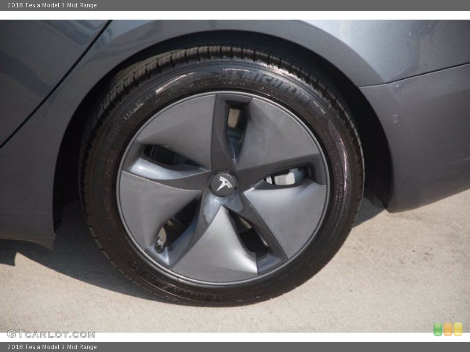 2018 Tesla Model 3 Mid Range Wheel and Tire Photo #143598281