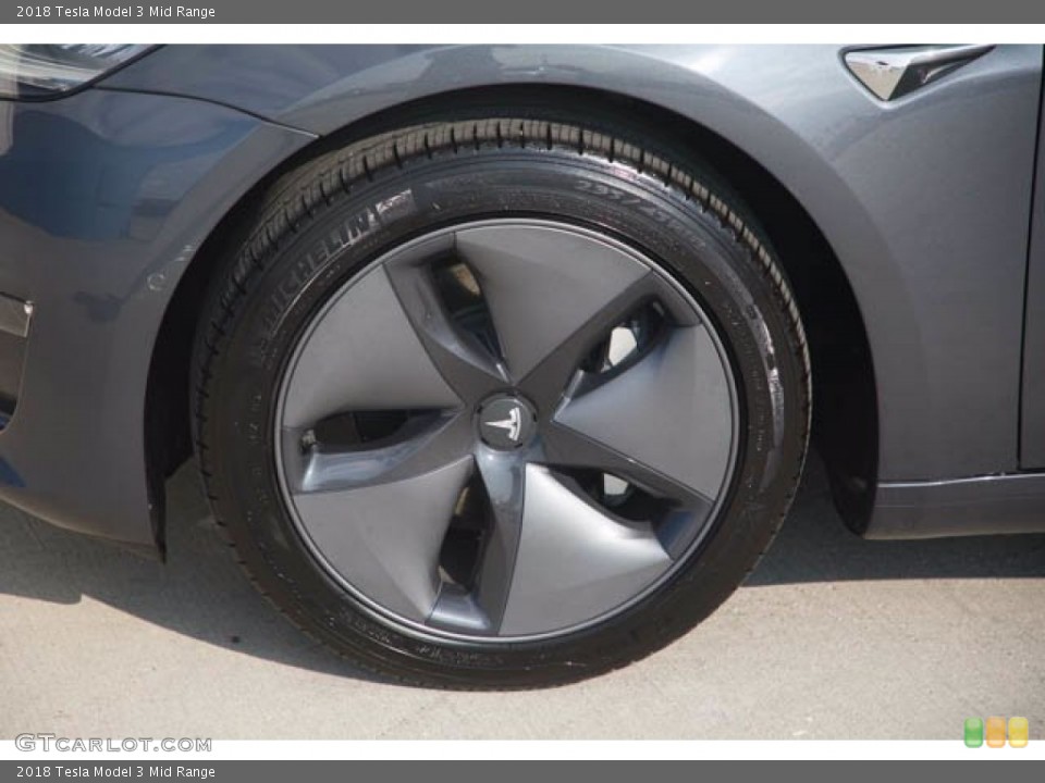 2018 Tesla Model 3 Mid Range Wheel and Tire Photo #143598296