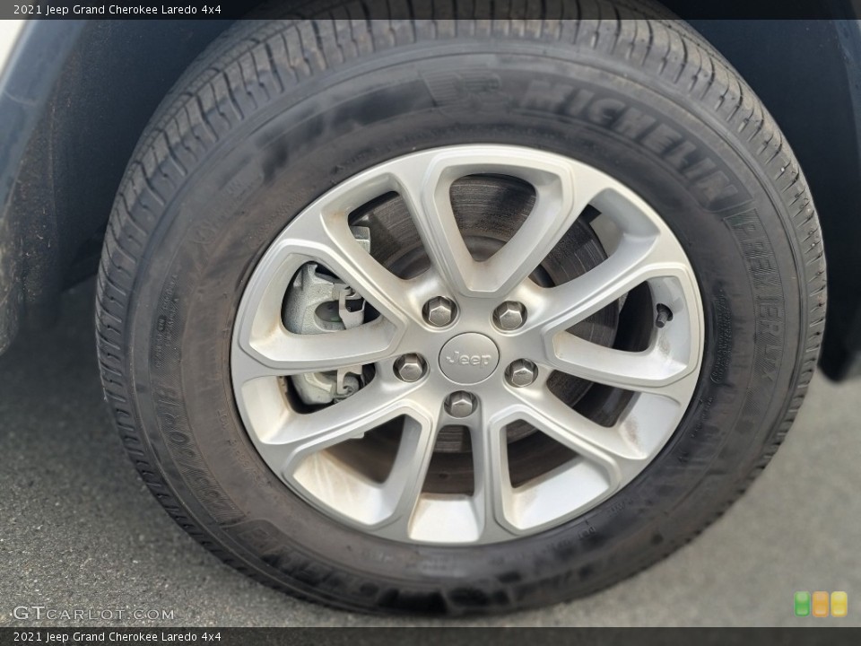 2021 Jeep Grand Cherokee Laredo 4x4 Wheel and Tire Photo #143612315