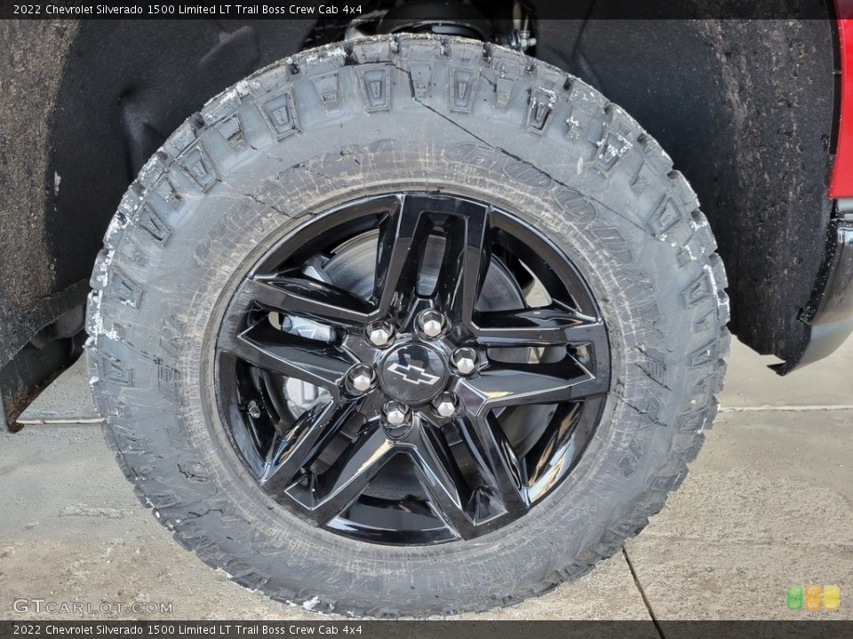 2022 Chevrolet Silverado 1500 Limited LT Trail Boss Crew Cab 4x4 Wheel and Tire Photo #143650017