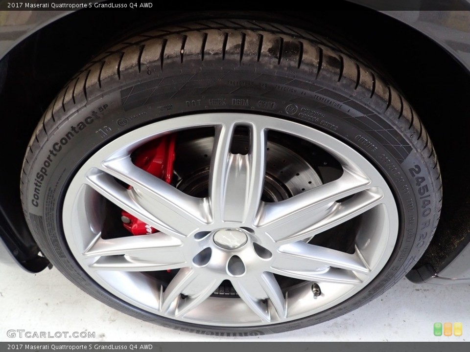 2017 Maserati Quattroporte Wheels and Tires